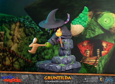 Gruntilda - LIMITED EDITION: 500 – First 4 Figures – ActionFigure Brasil — embalagem