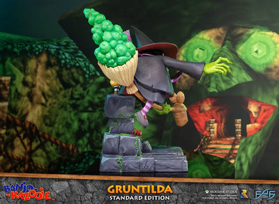Gruntilda - LIMITED EDITION: 500 – First 4 Figures – ActionFigure Brasil — embalagem