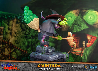 Gruntilda - LIMITED EDITION: 500 – First 4 Figures – ActionFigure Brasil — acessórios