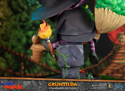 Gruntilda - LIMITED EDITION: 500 – First 4 Figures – ActionFigure Brasil — embalagem