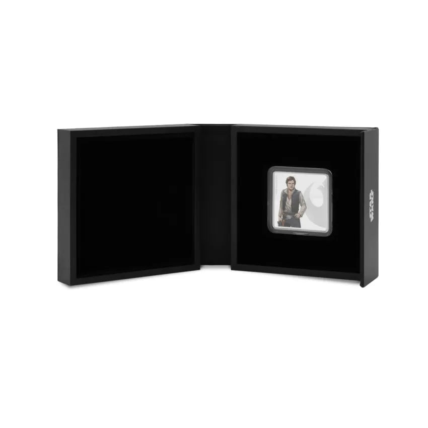 Han Solo™ and Chewbacca™ Medallion - LIMITED EDITION: 2000 – Agoro – ActionFigure Brasil