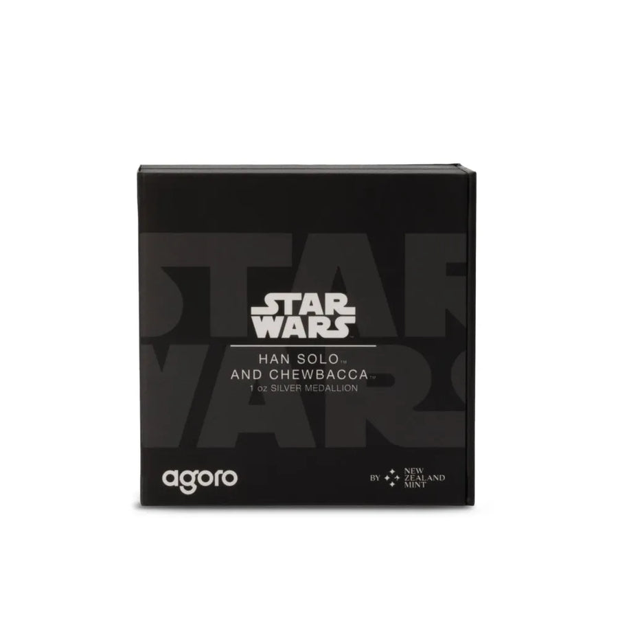 Han Solo™ and Chewbacca™ Medallion - LIMITED EDITION: 2000 – Agoro – ActionFigure Brasil