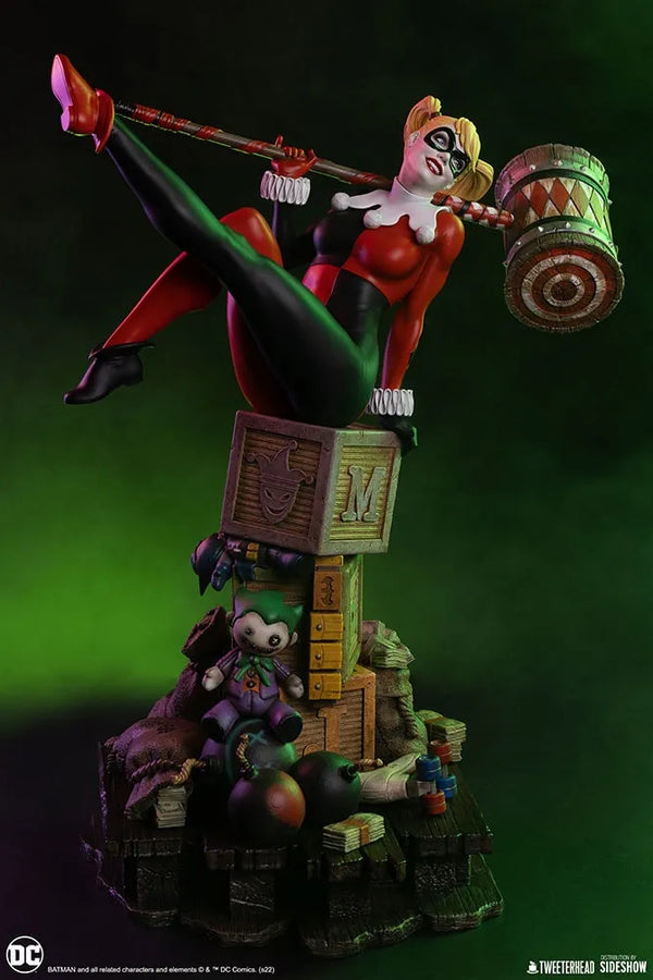 Harley Quinn - LIMITED EDITION: 400 (Exclusive Sixth Scale) – Tweeterhead – ActionFigure Brasil