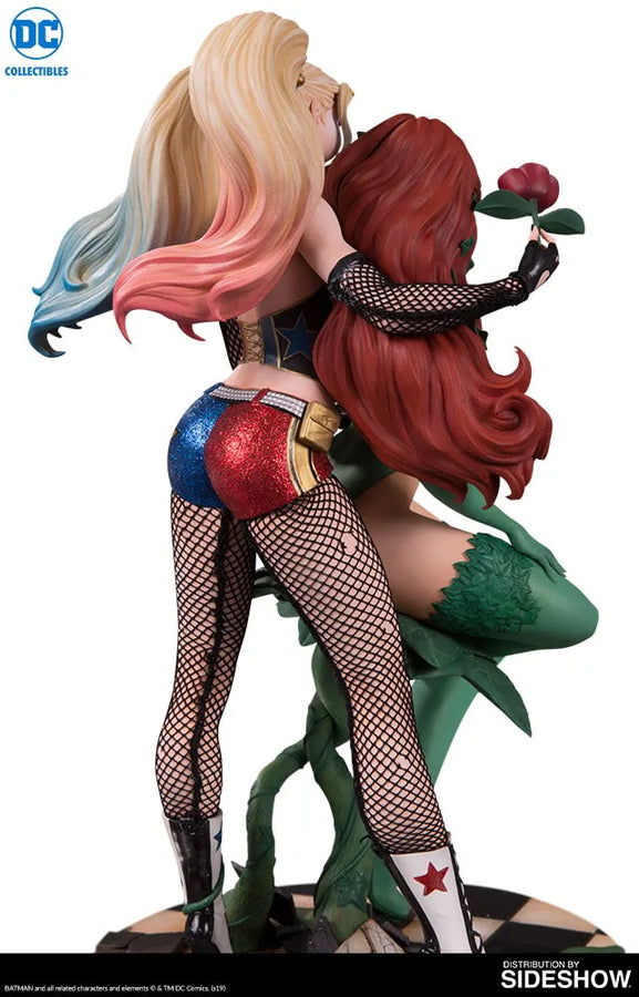 Harley Quinn & Poison Ivy - LIMITED EDITION: 5000 – DC Direct – ActionFigure Brasil