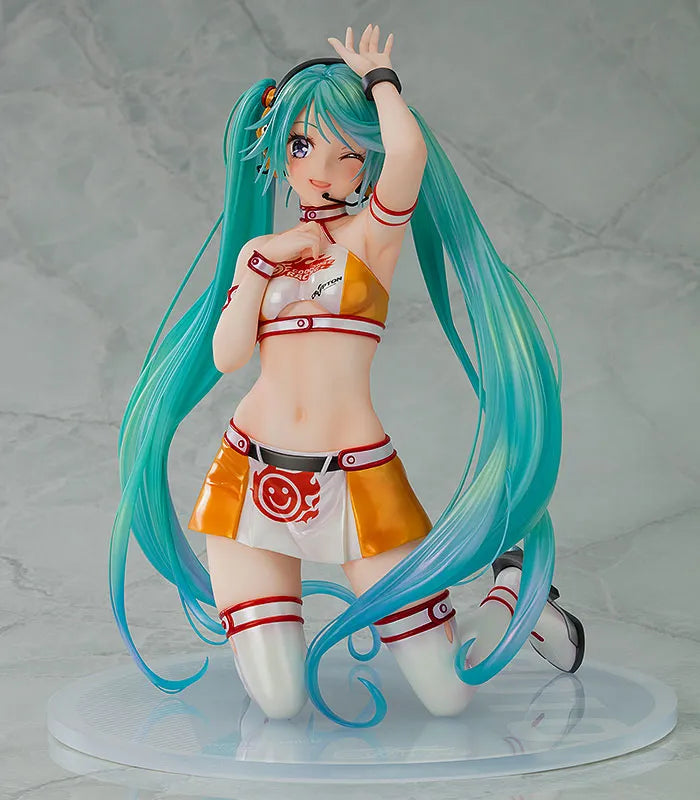Hatsune Miku GT Project Racing Miku 2010Ver. Art by Kentaro Yabuki 1/7ㅤ – Max Factory – ActionFigureBrasil