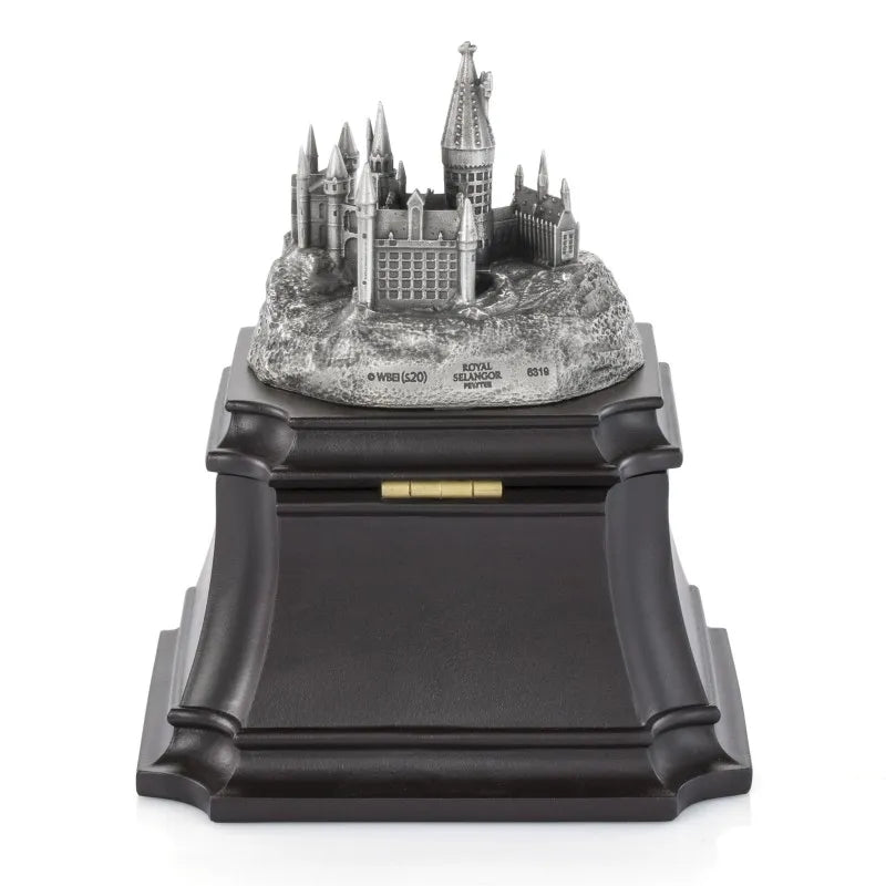 Hogwarts – Royal Selangor – ActionFigure Brasil