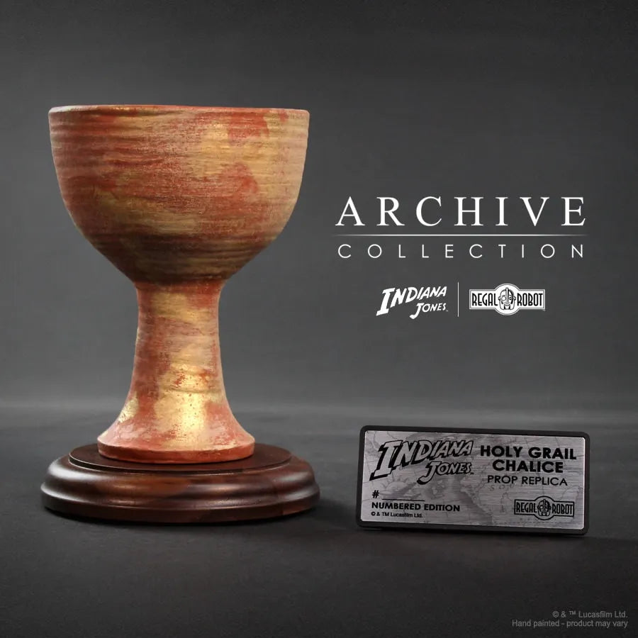 Holy Grail Chalice - LIMITED EDITION: 499 – Regal Robot – ActionFigure Brasil