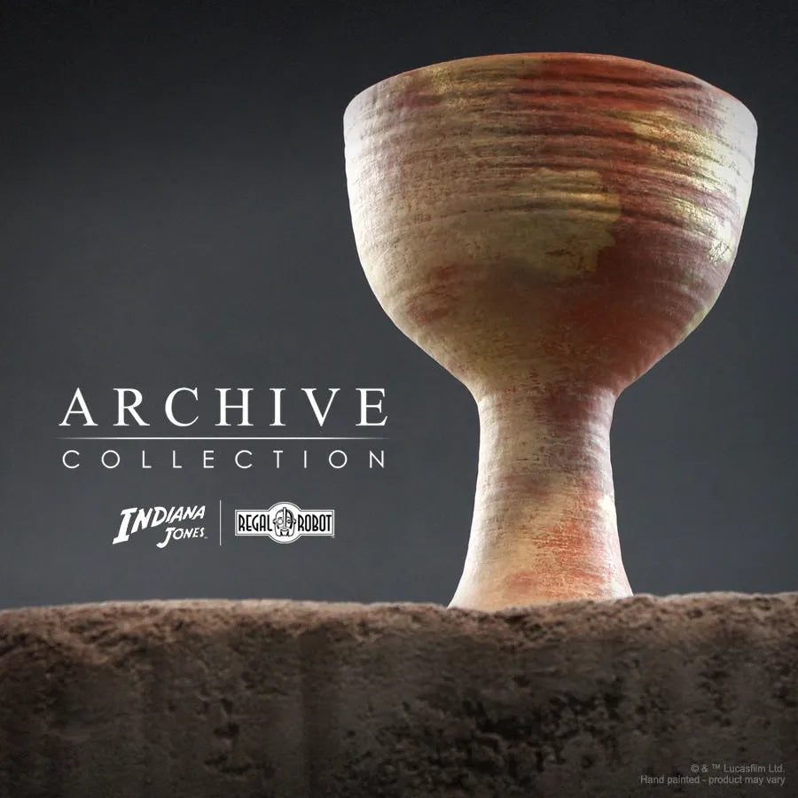 Holy Grail Chalice - LIMITED EDITION: 499 – Regal Robot – ActionFigure Brasil