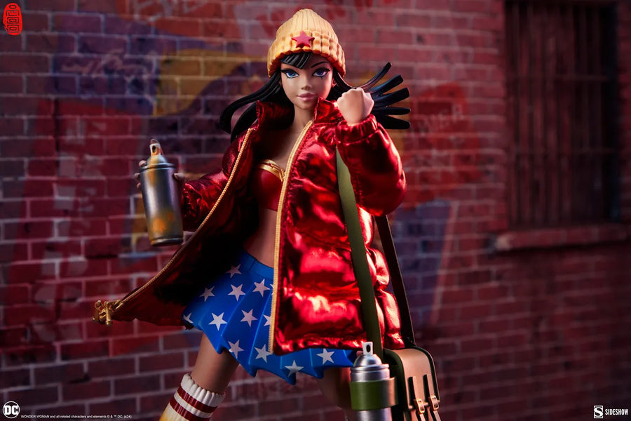 Hype Girl (Wonder Woman™) - LIMITED EDITION: 300 – Unruly Industries™ – ActionFigure Brasil