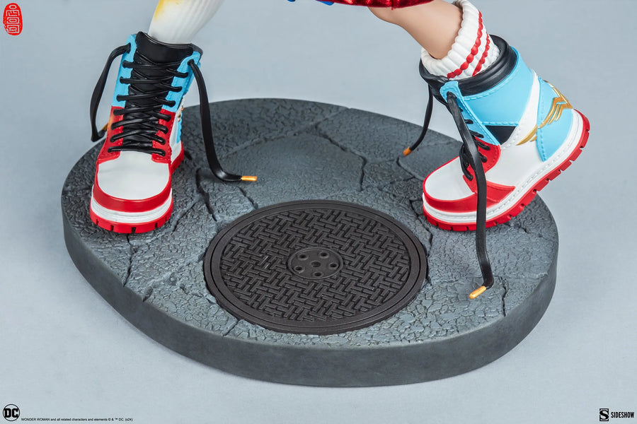 Hype Girl (Wonder Woman™) - LIMITED EDITION: 300 – Unruly Industries™ – ActionFigure Brasil