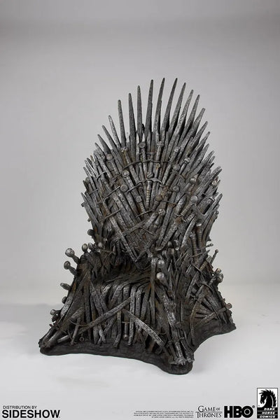 Iron Throne 18" - LIMITED EDITION: 200 – Dark Horse Comics – ActionFigure Brasil — ângulo diferente