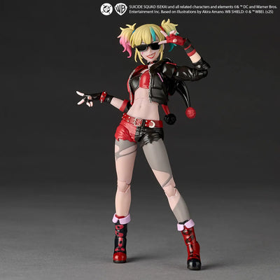 Isekai Harley Quinn Revoltech – Kaiyodo – ActionFigure Brasil — ângulo diferente