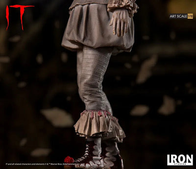 IT / Pennywise 1/10 Art Scale Statue(Provisional Pre-order)ㅤ – Iron Studios – ActionFigureBrasil — ângulo diferente