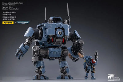 JOYTOY x Warhammer 40000 1/18 Space Wolf Battle Pack, Invictor War Suitㅤ – JOYTOY – ActionFigureBrasil — ângulo diferente