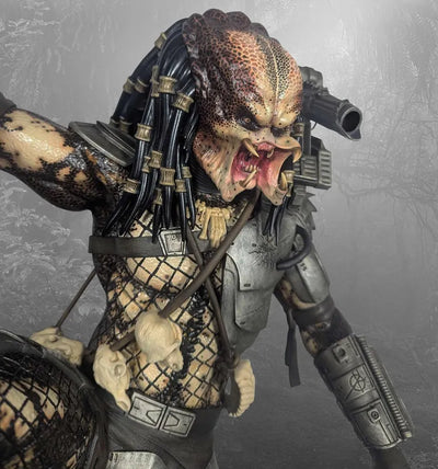 Jungle Hunter - LIMITED EDITION: 500 – Hollywood Collectibles Group – ActionFigure Brasil — com base expositora