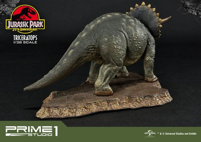 Jurassic Park - Triceratops - Prime Collectible Figures PCFJP-02 - 1/38 (Prime 1 Studio)ㅤ – Prime 1 Studio – ActionFigureBrasil — detalhe do produto
