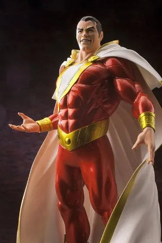 Justice League - Shazam! - Captain Marvel - DC Comics New 52 ARTFX+ - 1/10 (Kotobukiya)ㅤ – Kotobukiya – ActionFigureBrasil