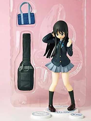 K-ON! - Akiyama Mio - Ichiban Kuji - Ichiban Kuji Premium K-ON! - School Uniform Ver.ㅤ – Banpresto – ActionFigureBrasil