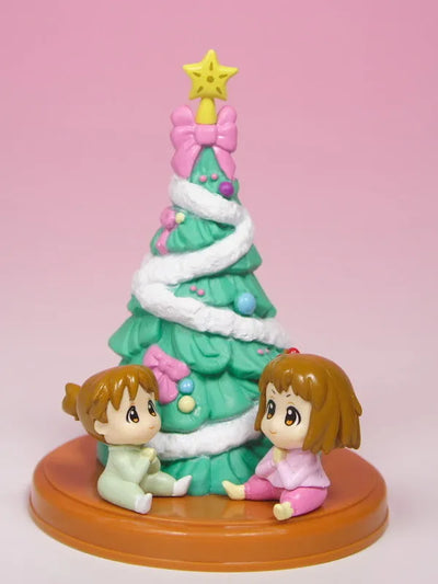 K-ON! - Hirasawa Ui - Hirasawa Yui - K-ON! Christmas Tree - Childhood Memoriesㅤ – Sanrio – ActionFigureBrasil