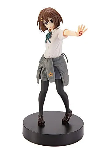 K-ON! - Hirasawa Yui - K-ON! 5th Anniversary♪ - SQㅤ – Banpresto – ActionFigureBrasil