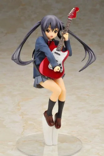K-ON! - Nakano Azusa - 1/8 (Alter)ㅤ – Alter – ActionFigureBrasil