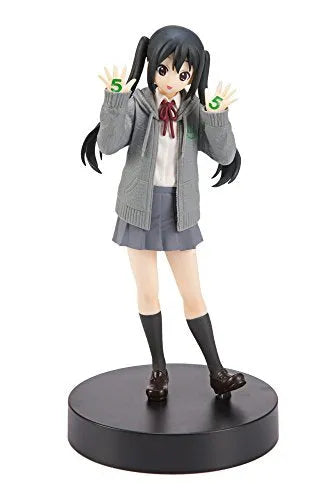 K-ON! - Nakano Azusa - K-ON! 5th Anniversary♪ - SQㅤ – Banpresto – ActionFigureBrasil