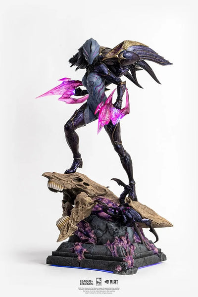 Kai'Sa - LIMITED EDITION: 2000 – PureArts – ActionFigure Brasil — ângulo diferente