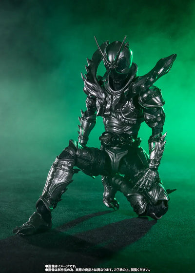 Kamen Rider Black Sun - Kamen Rider Shadowmoon - S.H.Figuarts (Bandai Spirits) [Shop Exclusive]ㅤ – Bandai Spirits – ActionFigureBrasil — com base expositora