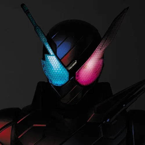 Kamen Rider Build - Real Action Heroes No.779 - Real Action Heroes Genesis - 1/6 - RabbitTank Formㅤ – Medicom Toy – ActionFigureBrasil