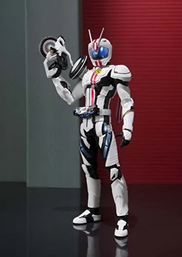 Kamen Rider Drive - Kamen Rider Mach - S.H.Figuarts (Bandai)ㅤ – Bandai – ActionFigureBrasil — ângulo diferente