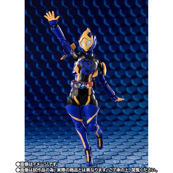 Kamen Rider Revice - Kamen Rider Jeanne - S.H.Figuarts - Cobra Genome & Lovekov Kujaku Genome (Bandai Spirits) [Shop Exclusive]ㅤ – Bandai Spirits – ActionFigureBrasil