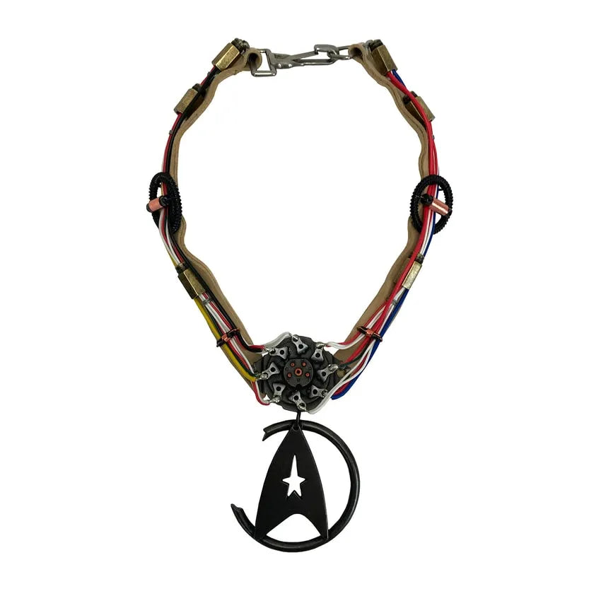 Khan's Necklace - LIMITED EDITION: 1864 – Factory Entertainment – ActionFigure Brasil