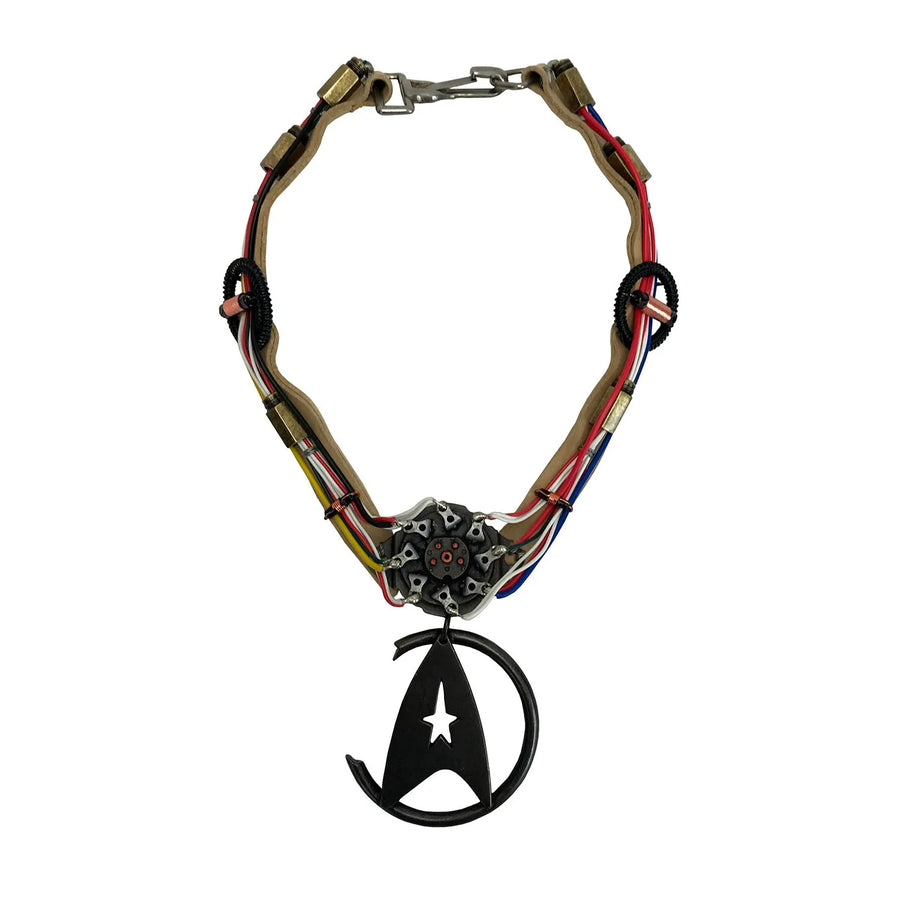 Khan's Necklace - LIMITED EDITION: 1864 – Factory Entertainment – ActionFigure Brasil