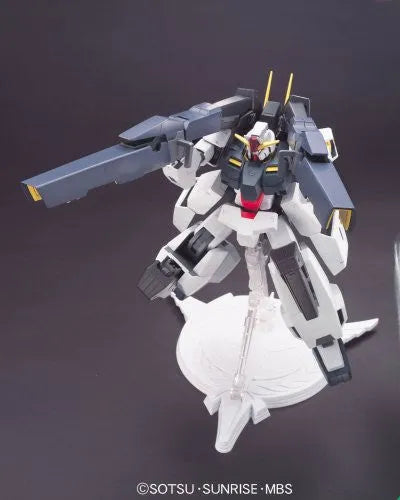 Kidou Senshi Gundam 00 - GN-008 Seravee Gundam - GN-009 Seraphim Gundam - 1/100 Gundam 00 Model Series 16 - 1/100 (Bandai)ㅤ – Bandai – ActionFigureBrasil