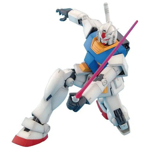 Kidou Senshi Gundam - RX-78-2 Gundam - MG #111 - 1/100 - Ver 2.0 (Bandai)ㅤ – Bandai – ActionFigureBrasil