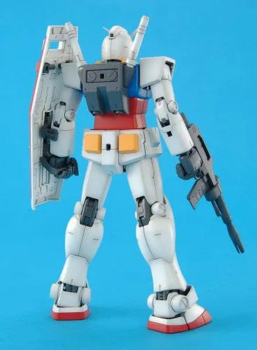 Kidou Senshi Gundam - RX-78-2 Gundam - MG #111 - 1/100 - Ver 2.0 (Bandai)ㅤ – Bandai – ActionFigureBrasil