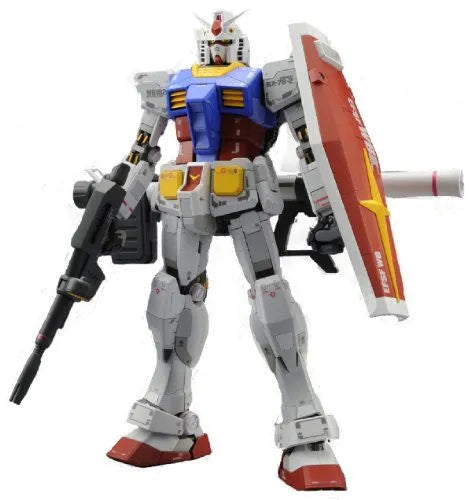 Kidou Senshi Gundam - RX-78-2 Gundam - MG #172 - 1/100 - Ver. 3.0 (Bandai)ㅤ – Bandai – ActionFigureBrasil