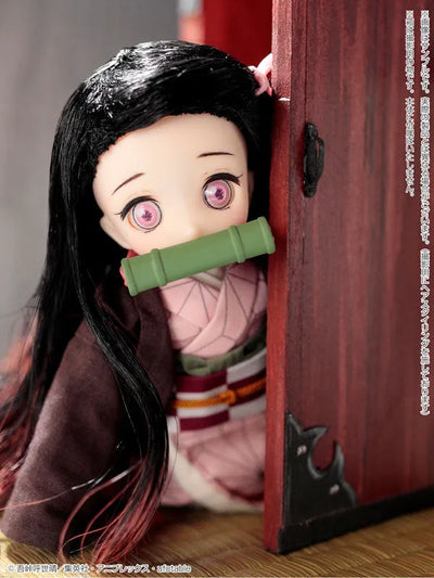 Kimetsu no Yaiba - Kamado Nezuko - DolPokke No.004 - Chiisaku Natta (Azone)ㅤ – Azone International – ActionFigureBrasil — com base expositora