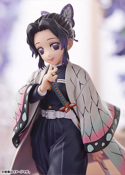 Kimetsu no Yaiba - Kochou Shinobu - Pop Up Parade (Good Smile Company)ㅤ – Good Smile Company – ActionFigureBrasil — iluminação de estúdio