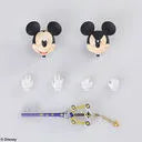 Kingdom Hearts III - King Mickey - Bring Arts (Square Enix)ㅤ – Square Enix – ActionFigureBrasil — com base expositora