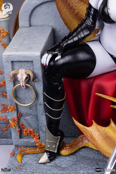 Lady Death Deluxe Version - LIMITED EDITION: 400 (Deluxe Version) – PCS – ActionFigure Brasil — ambientada