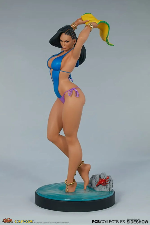 Laura - LIMITED EDITION: 450 (Exclusive) – PCS – ActionFigure Brasil