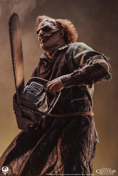 Leatherface - LIMITED EDITION: 400 – PCS – ActionFigure Brasil — detalhe do produto