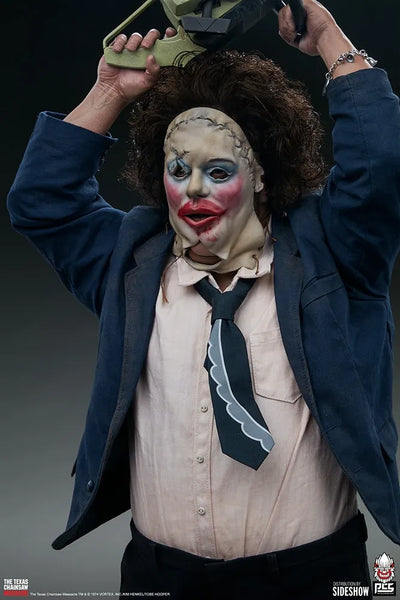 Leatherface "Slaughter" – PCS – ActionFigure Brasil — close