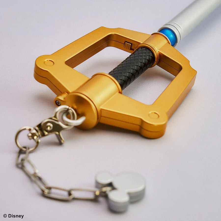 Light-Up Keyblade – Square Enix – ActionFigure Brasil