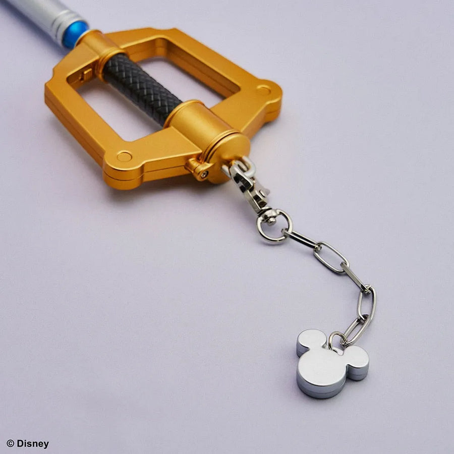 Light-Up Keyblade – Square Enix – ActionFigure Brasil