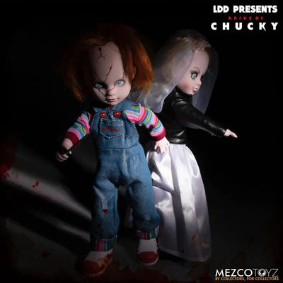 Living Dead Dolls / Child's Play Bride of Chucky: Chucky & Tiffany 2 Figures Setㅤ – Mezco – ActionFigureBrasil — ângulo diferente