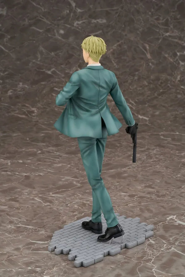 Loid Forger – FURYU Corporation – ActionFigure Brasil