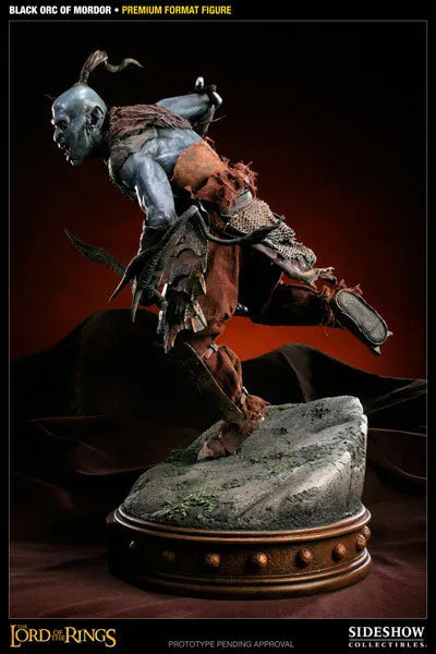 Lord of The Rings - 1/4 Scale Premium Figure: Black Orc of Mordorㅤ – Sideshow Collectibles – ActionFigureBrasil