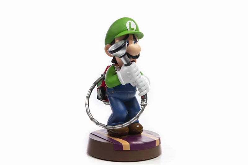 Luigi's Mansion 3/ Luigi 9 Inch PVC Statueㅤ – First 4 Figures – ActionFigureBrasil